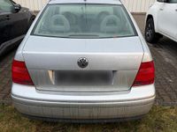 Gebraucht VW Bora 115 PS (84 kW) 2001 Silber Limousine