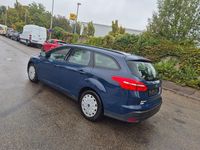 Gebraucht Ford Focus Trend 105 PS (77 kW) 2016 Blau Kombi
