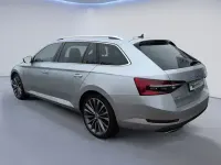 Gebraucht Skoda Superb LAURIN & KLEMENT 280 PS (205 kW) 2023 Silber Kombi