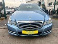 Gebraucht Mercedes E220 170 PS (125 kW) 2010 Blau Kombi