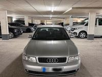 Second-hand Audi A4 102 CP (75 kW) 2000 Argintiu Berlinǎ