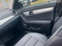 Gebraucht Mercedes C200 136 PS (100 kW) 2011 Schwarz Limousine