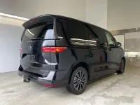 Neu VW Multivan Business 245 PS (180 kW) 2025 Deep black perleffekt/schwarz Van / Kleinbus