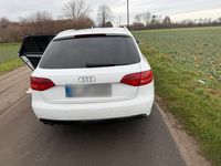 Gebraucht Audi A4 143 PS (105 kW) 2011 Weiß Kombi