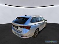 Gebraucht Skoda Octavia Clever 150 PS (110 kW) 2022 Brilliantsilber metallic Kombi