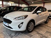 Gebraucht Ford Fiesta Cool & Connect 75 PS (55 kW) 2021 Frozen white Limousine
