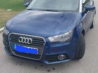 Gebraucht Audi A1 Attraction 86 PS (63 kW) 2014 Blau Kleinwagen