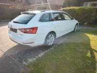 Gebraucht Skoda Superb Active 150 PS (110 kW) 2016 Weiß Kombi