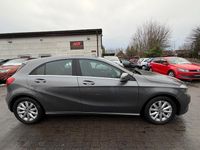 Gebraucht Mercedes A180 122 PS (89 kW) 2013 Grau Kleinwagen