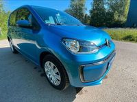 Gebraucht VW e-up! 61 kW (83 PS) 2022 Costa azul metallic Kleinwagen