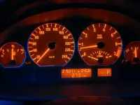 Second-hand BMW 320 170 CP (125 kW) 2003 Argintiu Berlinǎ