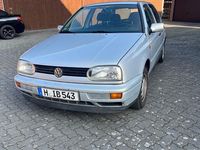 Gebraucht VW Golf III 90 PS (66 kW) 1996 Silber Limousine