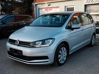 Gebraucht VW Touran Trendline 110 PS (80 kW) 2016 Silber Van / Kleinbus
