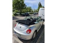 Gebraucht VW New Beetle Cabriolet 102 PS (75 kW) 2006 Reflexsilber metallic Cabrio