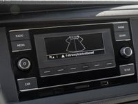 Usado VW Transporter 90 HP (66 kW) 2020 Verde Van