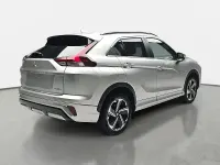 Używany Mitsubishi Eclipse Cross Select 188 KM (138 kW) 2025 Srebrny SUV