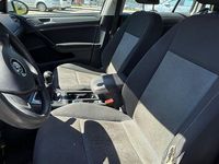 Second-hand VW Golf VII Trendline 105 CP (77 kW) 2013 Alb Break