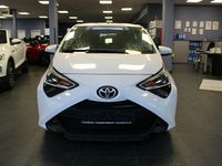 Gebraucht Toyota Aygo X-play 72 PS (52 kW) 2022 Weiß Kleinwagen