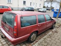 Używany Volvo V70 140 KM (102 kW) 1999 Czerwony Kombi