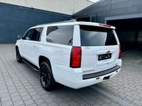 Gebraucht Chevrolet Suburban LT 340 PS (250 kW) 2015 Weiß SUV