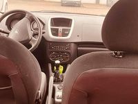 Gebraucht Peugeot 206 70 PS (51 kW) 2009 Rot Kleinwagen