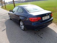 Gebraucht BMW 320 Exclusive 184 PS (135 kW) 2012 Blau Coupé