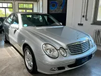 Gebraucht Mercedes E270 Elegance 177 PS (130 kW) 2002 Silber Limousine