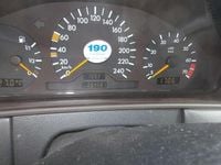 Gebraucht Mercedes E230 Elegance 150 PS (110 kW) 1997 Grün Limousine