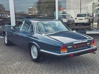 Gebraucht Jaguar XJ12 295 PS (216 kW) 1988 Blau Limousine
