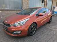 Gebraucht Kia ProCeed Spirit 135 PS (99 kW) 2013 Orange Kleinwagen