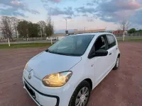 Second-hand VW up! 68 CP (50 kW) 2013 Albastru Hatchback