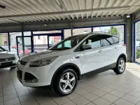 Gebraucht Ford Kuga Titanium 150 PS (110 kW) 2016 Weiß SUV