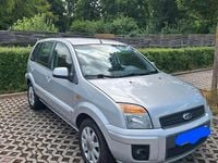 Second-hand Ford Fusion 80 CP (58 kW) 2012 Gri Hatchback