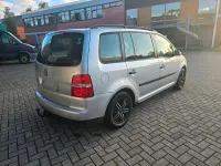 Gebraucht VW Touran 115 PS (84 kW) 2004 Silber Van / Kleinbus