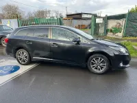 Gebraucht Toyota Avensis Edition 124 PS (91 kW) 2015 Schwarz Kombi