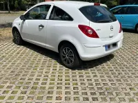 Gebraucht Opel Corsa 69 PS (50 kW) 2014 Weiß Kleinwagen