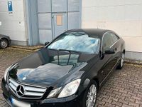 Gebraucht Mercedes E250 204 PS (150 kW) 2009 Schwarz Coupé