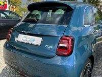 Gebraucht Fiat 500e La Prima 86 kW (118 PS) 2023 Peacock Kleinwagen