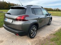 gebraucht Peugeot 2008 All PureTech 110 Scheckheftgepflegt 8-Fach