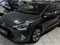 Gebraucht Hyundai i20 Style 84 PS (61 kW) 2017 Grau Kleinwagen