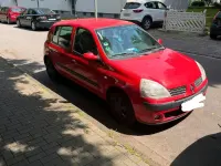 Gebraucht Renault Clio 75 PS (55 kW) 2004 Rot Kleinwagen