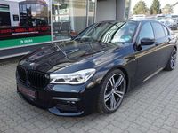 Gebraucht BMW 730 M Sport 265 PS (194 kW) 2018 Carbonschwarz Limousine