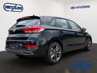 Gebraucht Hyundai i30 Trend 160 PS (117 kW) 2024 Abyss black / mic Limousine
