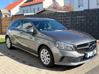 Gebraucht Mercedes A180 122 PS (89 kW) 2016 Grau Kleinwagen