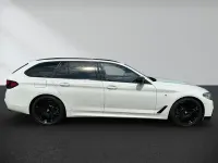 Gebraucht BMW 520 M Sport 190 PS (139 kW) 2020 Weiß Kombi