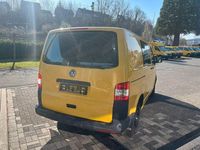 Second-hand VW Transporter 84 CP (61 kW) 2013 Galben Van