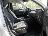 Gebraucht Volvo XC40 Momentum 197 PS (144 kW) 2022 Schwarz SUV