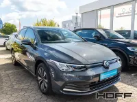 Gebraucht VW Golf VIII Move 131 PS (96 kW) 2024 Delfingrau metallic Limousine