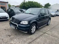 Gebraucht Mercedes ML320 217 PS (159 kW) 2000 Blau SUV