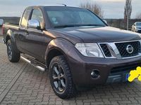 Gebraucht Nissan Navara 190 PS (139 kW) 2010 Braun Pickup